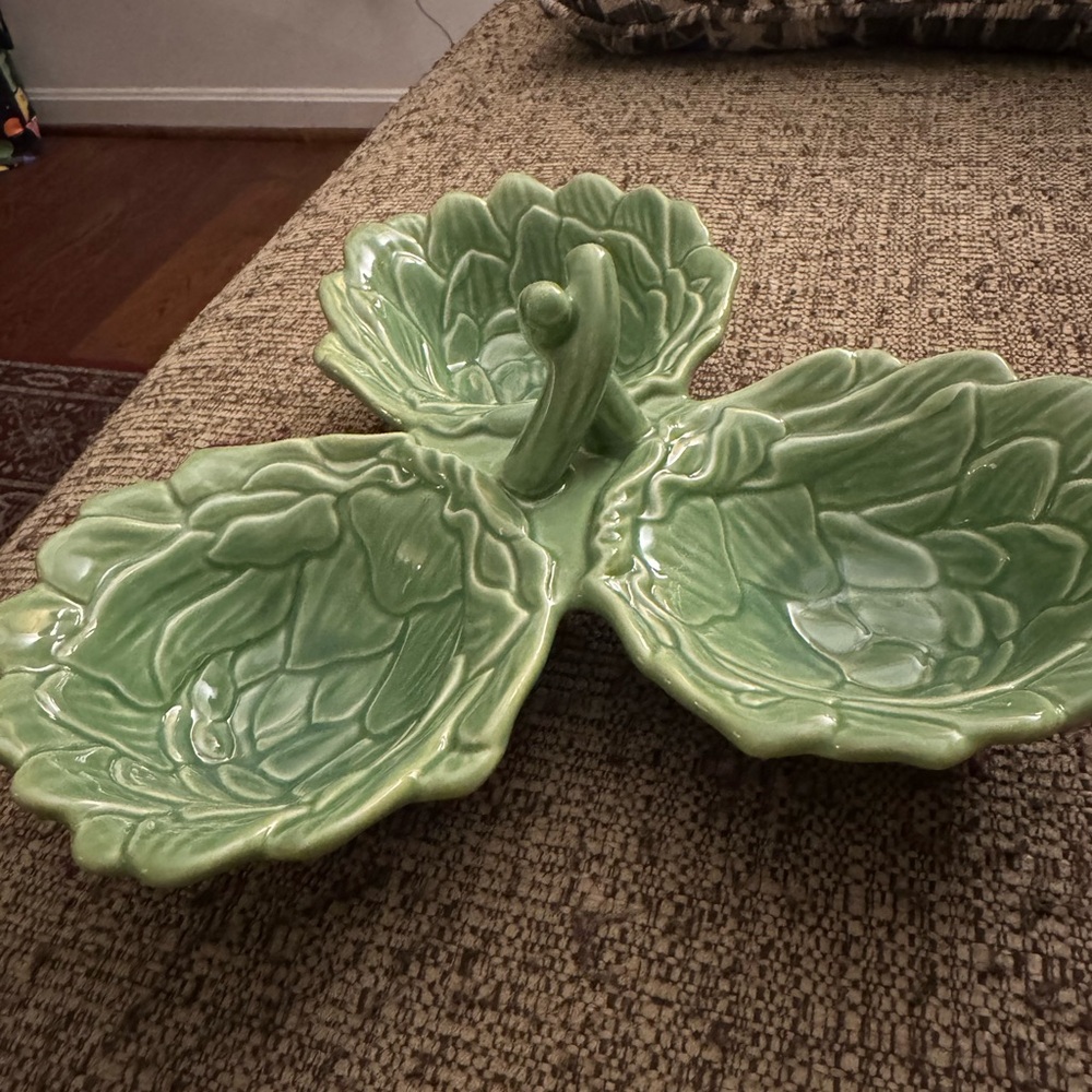 John Derian for Target Artichoke Elegant Green Leaf Stoneware Serveware NWT